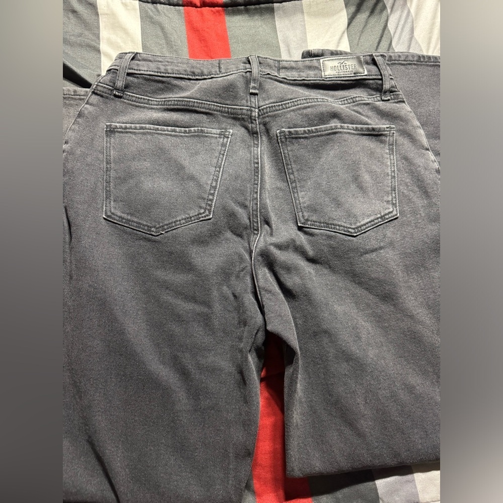 Hollister Ultra High Rise Dad Jeans